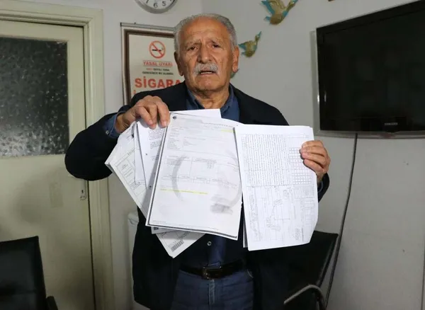 1644912281368.jpg Adana'da akılalmaz olay! 11 yıl önce 11 bin liraya aracını sattı! 605 bin lira ceza geldi-2