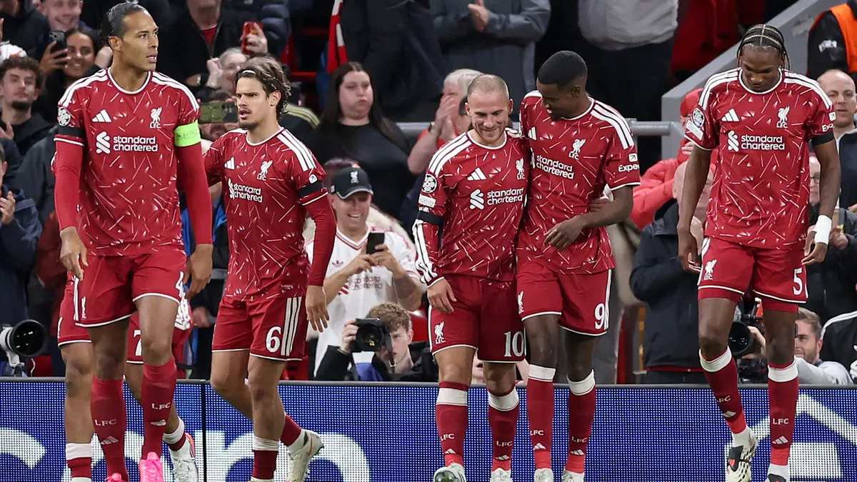 Liverpool, Atletico Madrid'i Anfield'da 2-1 mağlup etti