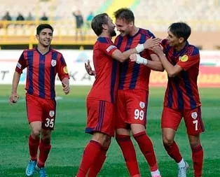 Altınordu iki attı üç aldı!