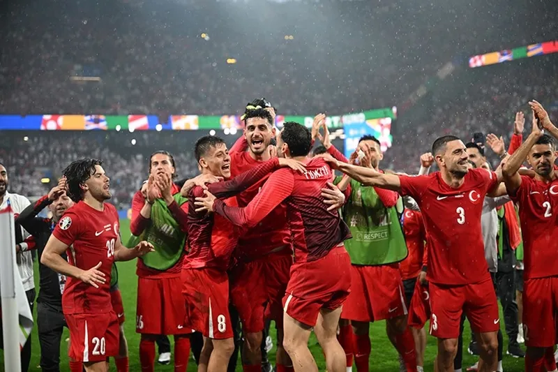 cekya-turkiye-canli-tt-1-canli-izle-ekrani-ile-cekya-turkiye-milli-mac-full-hd-1080p-youtube-donmadan-izle-1719421111127.jpg Çekya-Türkiye CANLI MAÇ SONUCU 1-2 || Çekya-Türkiye EURO 2024 MAÇ ÖZETİ! Türkiye'nin yeni rakibi...-14