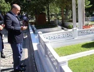 Başkan Erdoğan’dan kabir ziyareti