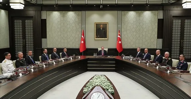 YAŞ kararları sonrası rütbe alan ve emekli olan isimler kimlerdir? İşte YAŞ terfi atama kararları listesi...