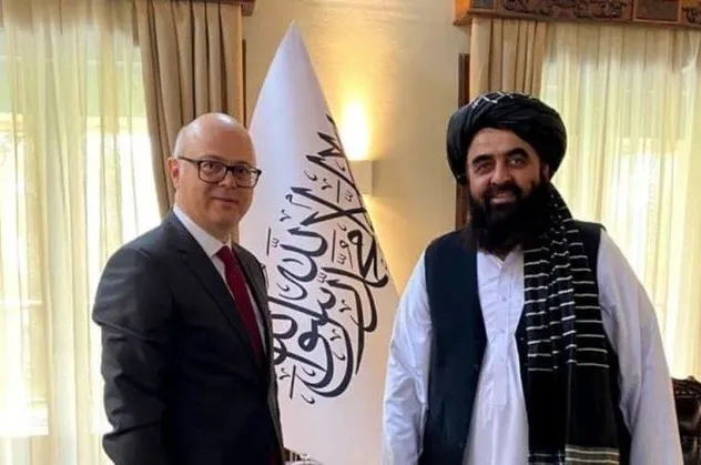 Türkiye'nin Kabil Büyükelçisi Cihad Erginay, Taliban hükümeti yetkilileriyle görüştü