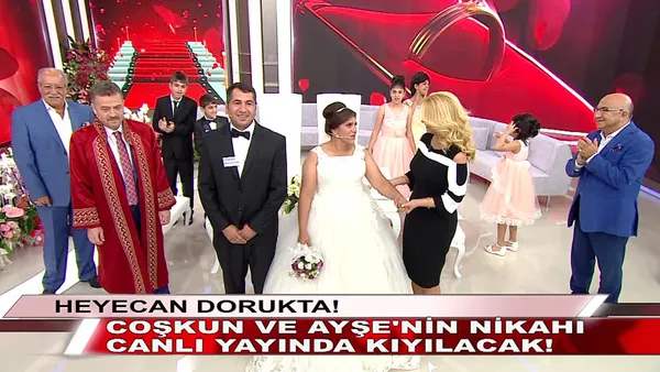 Müge Anlı, kimliksiz aileyi evlendirdi!-1