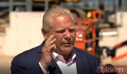 Ontario eyaleti Başbakanı Doug Ford canlı yayında arı yuttu!  Şu an karnımda vızıldıyor deyip su içti