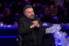 Büyük İskender kimden üç yıl süreyle dil, edebiyat, siyaset ve felsefe üzerine ders almıştır?