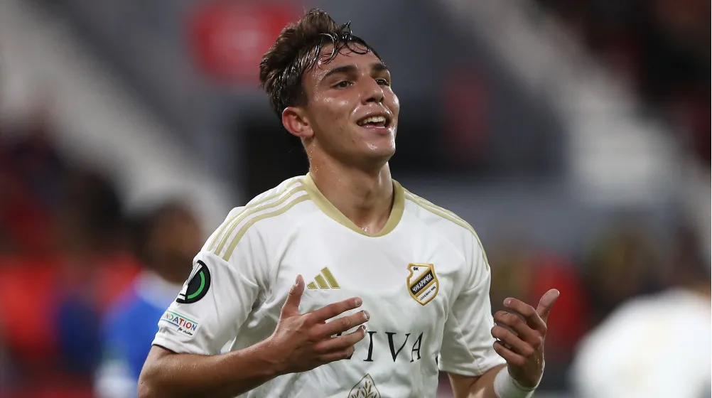 Fenerbahçe'den 18'lik yıldıza kanca! Transferde dev rakip var - 21