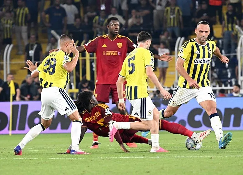 fenerbahce-gaziantep-deplasmaninda-ismail-kartaldan-10-numara-surprizi-1789366750644.jpeg Fenerbahçe Gaziantep deplasmanında! İsmail Kartal'dan 10 numara sürprizi-3