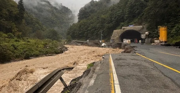 Rize'de son durum... Bakan Uraloğlu açıkladı | 31 köy yolu ulaşıma açıldı