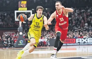 Fenerbahçe deplasmanda liderlik mücadelesi verecek