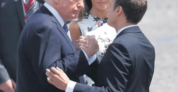 Eşiyle merdiven anı gündem oldu: Macron sessizliği mizahla bozdu