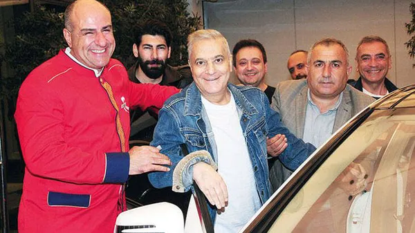 Mehmet Ali Erbil taburcu oldu! İşte kaçış sendromu hastalığı olan Mehmet Ali Erbil'in son hali-3