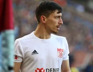 Mert Hakan Yandaş transferinde Galatasaray'dan Fenerbahçe'ye karşı flaş hamle!