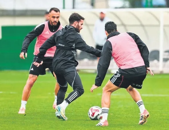 Kartal basına kapalı çalıştı