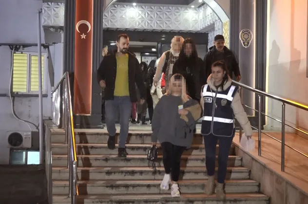 3 ilde fuhuş operasyonu: Tatile gelen Rus jinekoloğa tuzak kurmuşlar