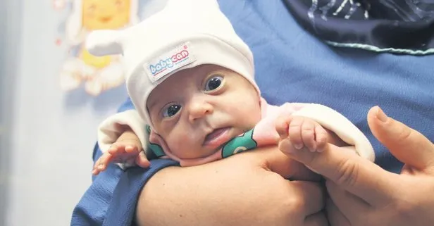 570 gram dogan ahsen bebek 70 gun yogun bakimda durdu mucize eseri hayata tutundu takvim
