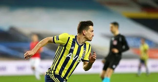 Alkışlar Mert Hakan’a