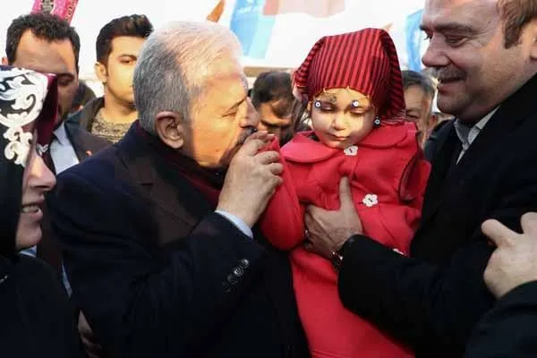 Binali Yıldırım'dan telefon sürprizi! Taksi durağını arayan müşteriye...-1