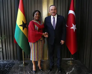 Son dakika: Dışişleri Bakanı Çavuşoğlundan Libyada ateşkes çağrısı