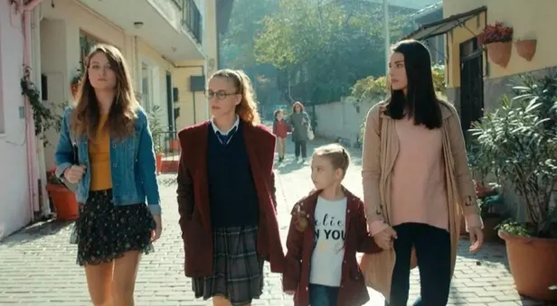 hicran-dizisi-konusu-ne-oyunculari-kimler-kanal-dnin-yeni-dizisi-hicran-ne-zaman-saat-kacta-hangi-gunler-yayin-1667892417294.jpeg Kanal D'nin yeni dizisi Hicran ne zaman, saat kaçta? Hicran dizisi nerede çekiliyor? Hicran dizisi konusu ne oyuncuları kimler?-3