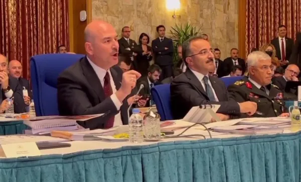 icisleri-bakani-suleyman-soyludan-chpnin-provokator-vekili-ali-mahir-basarira-tokat-gibi-sozler-sen-tsk-dusman-1668781925958.jpeg