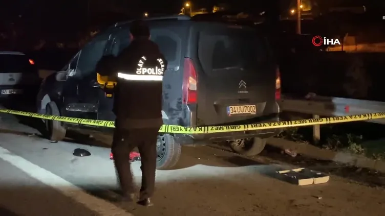 Kocaeli Kartepe TEM Otoyolu'nda ölümle kaza haberi! Düğün alışverişi için çıktıkları yolda faciayı yaşadılar: 2 ölü, 1 yaralı