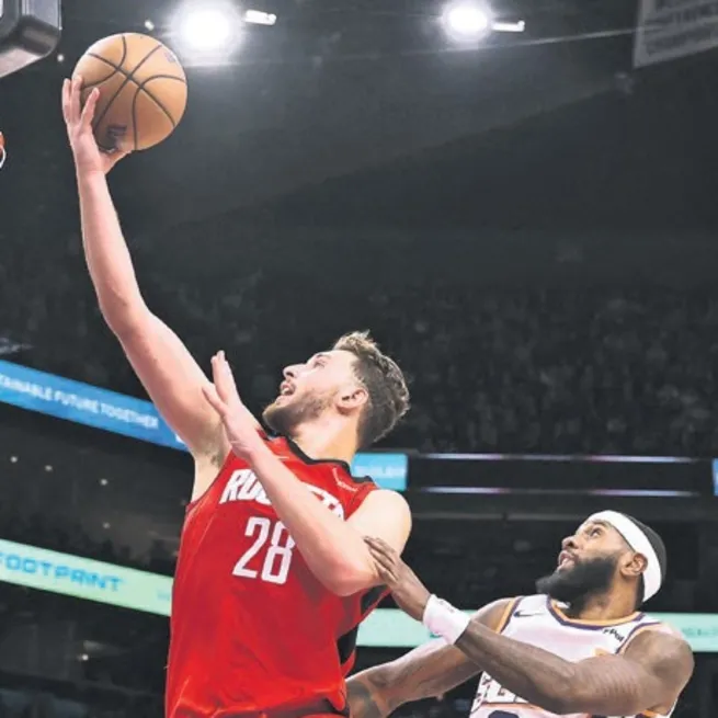 Alperen uçtu Rockets coştu