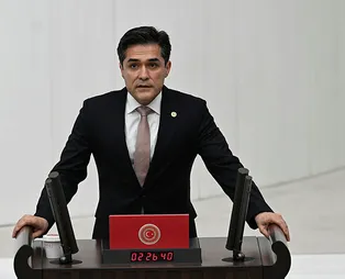İYİ Parti'den peş peşe yerel seçim açıklamaları! Yenilgi geldi ortaklık bitti! Buğra Kavuncu: Yerel seçimlere tek girecek gibi hazırlık yapmalıyız