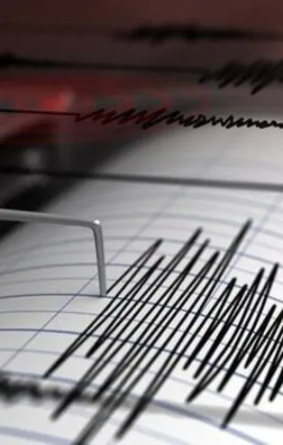 Son dakika: Endonezya'da 5,5 büyüklüğünde deprem!
