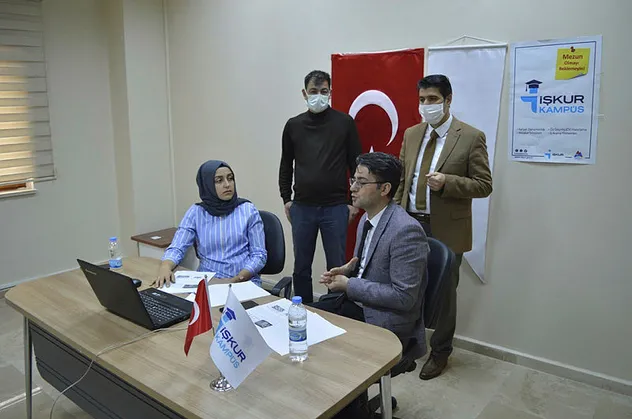 İŞKUR'dan üniversite öğrencilerine destek!