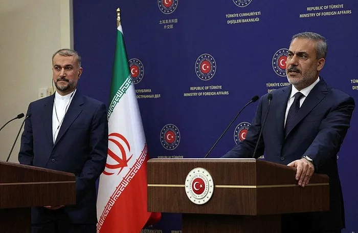 ankarada-gazze-zirvesi-disisleri-bakani-hakan-fidan-ve-abdullahiyandan-onemli-aciklamalar-iran-cumhurbaskani-t-1698843858019.jpeg Ankara'da 'Gazze' zirvesi! Dışişleri Bakanı Hakan Fidan ve Abdullahiyan'dan önemli açıklamalar: İran Cumhurbaşkanı Türkiye'ye geliyor-3