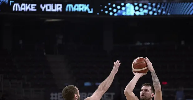 Doncic şov turu getirdi! Slovenya - İtalya: 84-77 | MAÇ SONUCU