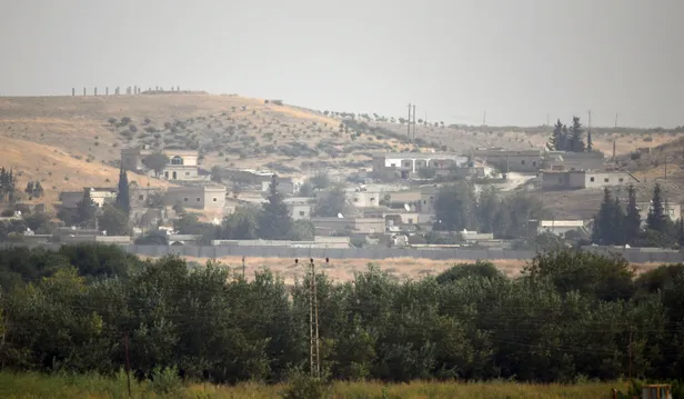 Terör örgütü YPG/PKK'da panik! Yeni mevzi kurdular-3