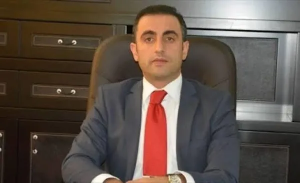 eski-vali-yardimcisi-fetocu-ilhan-uran-fuat-avni-ekibinden-cikti-feto-sorusturmasinda-flas-gelisme-1653984842453.jpg Eski vali yardımcısı FETÖ'cü İlhan Uran Fuat Avni ekibinden çıktı! FETÖ soruşturmasında flaş gelişme-3