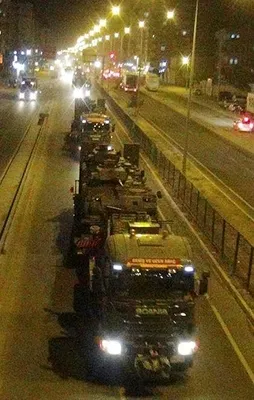 Sınıra askeri sevkiyat sürüyor