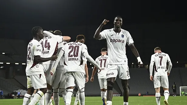 Onuachu Trabzonu taşıyor!