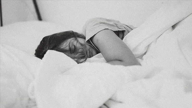 1-tatli-kasigi-agiz-kokusunun-kokunu-kaziyor-sabah-uyandiginizda-bir-daha-asla-nefesiniz-kokmayacak-1712612980301.jpeg Sabah uyandığınızda bir daha asla nefesiniz kokmayacak! 1 tatlı kaşığı ağız kokusunun kökünü kazıyor!-6