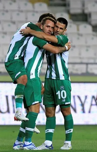 ÖZET | Konyaspor BATE Borisov'u eleyerek UEFA Konferans Ligi'nde tur atladı!