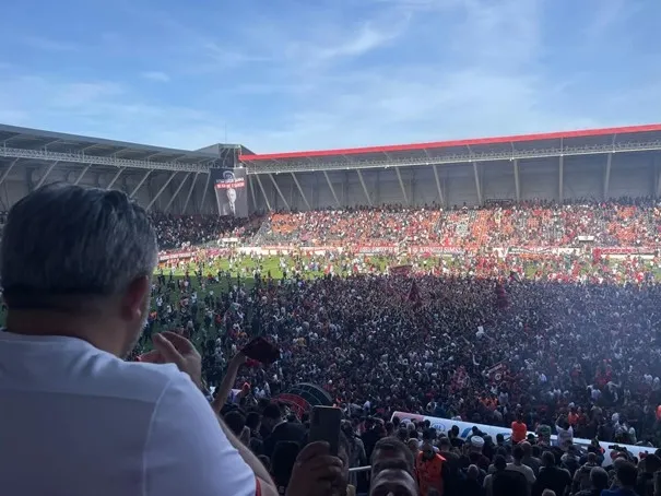 bir-sehrin-ruyasi-corum-fk-super-lige-yuruyor-1779257832770.jpeg Bir şehrin rüyası: Çorum FK Süper Lig’e yürüyor-1