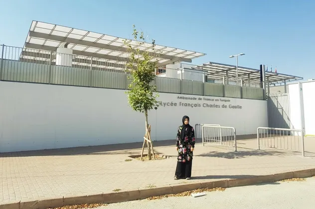 Türkiye'de kaçak Fransız okulu skandalı! Bedavadan üniversiteye giriyorlar