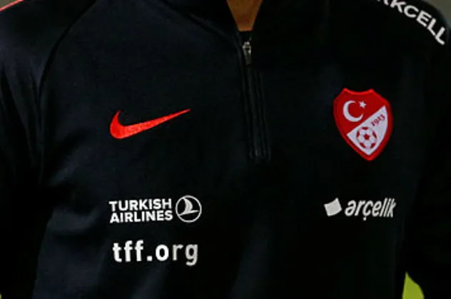 Son dakika haberi |  Milli futbolcumuz Yunus Mallı'nın karantinada olduğu açıklandı