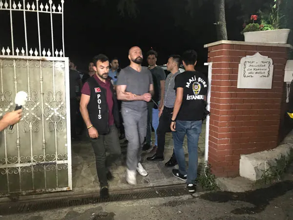 Adnan Oktar örgütüne ait kan donduran detaylar! 24 saatte 20 erkek tecavüz ediyordu... - 3