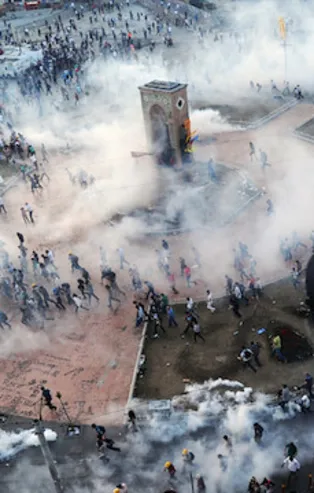 Osman Kavala'nın kirli ilişkiler sarmalı