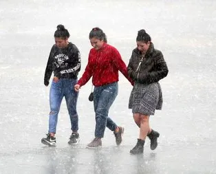 Meteoroloji uyardı: Sağanak yağış geliyor