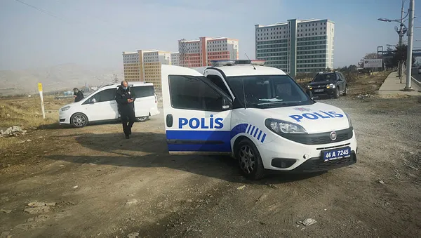 unopt-1608559447179.jpg Malatya'da akılalmaz olay! Dağda bu halde bulundular-3
