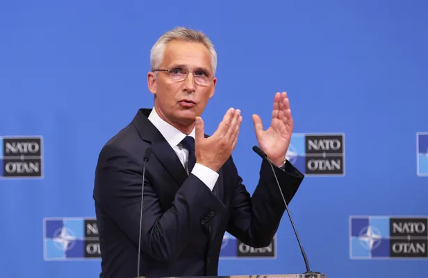 abd-ve-natodan-flas-turkiye-ve-yunanistan-aciklamalari-turkiyenin-nato-icindeki-onemine-vurgu-yapildi-1662735545981.jpg ABD ve NATO'dan flaş Türkiye ve Yunanistan açıklamaları! Türkiye'nin NATO içindeki önemine vurgu yapıldı...-4