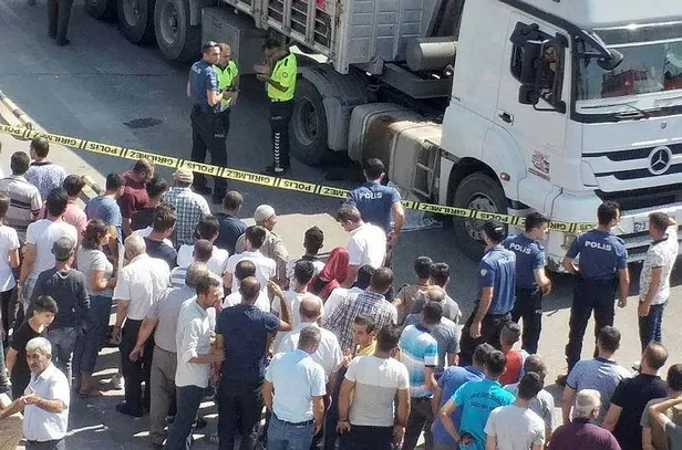 Mardin'de korkunç son! Yaşlı adam tırın altında kalarak hayatını kaybetti-1