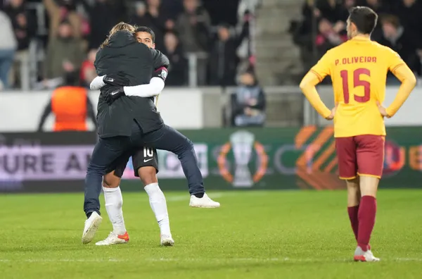 galatasaray-joao-pedro-icin-teklif-yapti-10-15-milyon-euro-bonservis-soke-etti-1657618759973.jpg Galatasaray Evander için teklif yaptı! 10-15 milyon Euro bonservis şoke etti-2