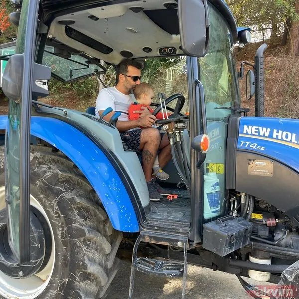 Emre Karayel Ve Oğlu Can