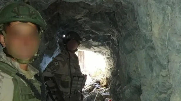 Komandolar 'Pençe' Harekatı'nda PKK kamplarını böyle imha etti-2